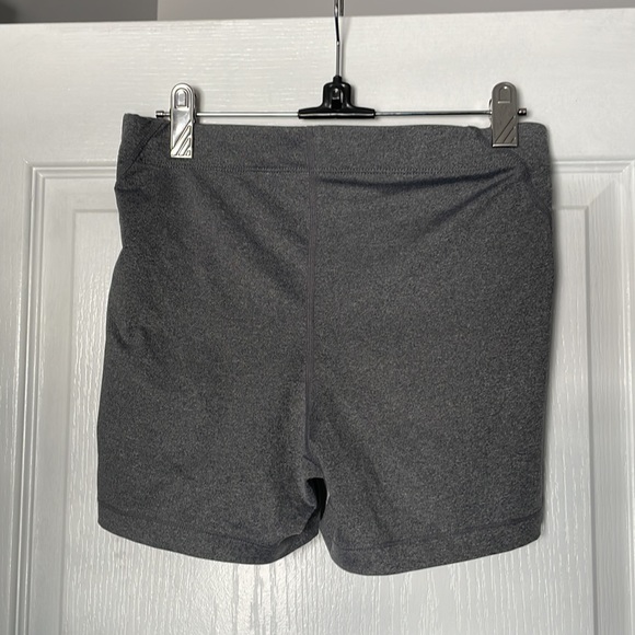 Nike Dri fit Pro Shorts - Picture 2 of 2